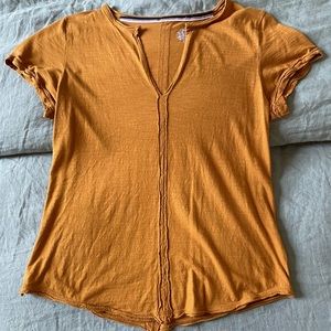 Pilcro mustard xs tee